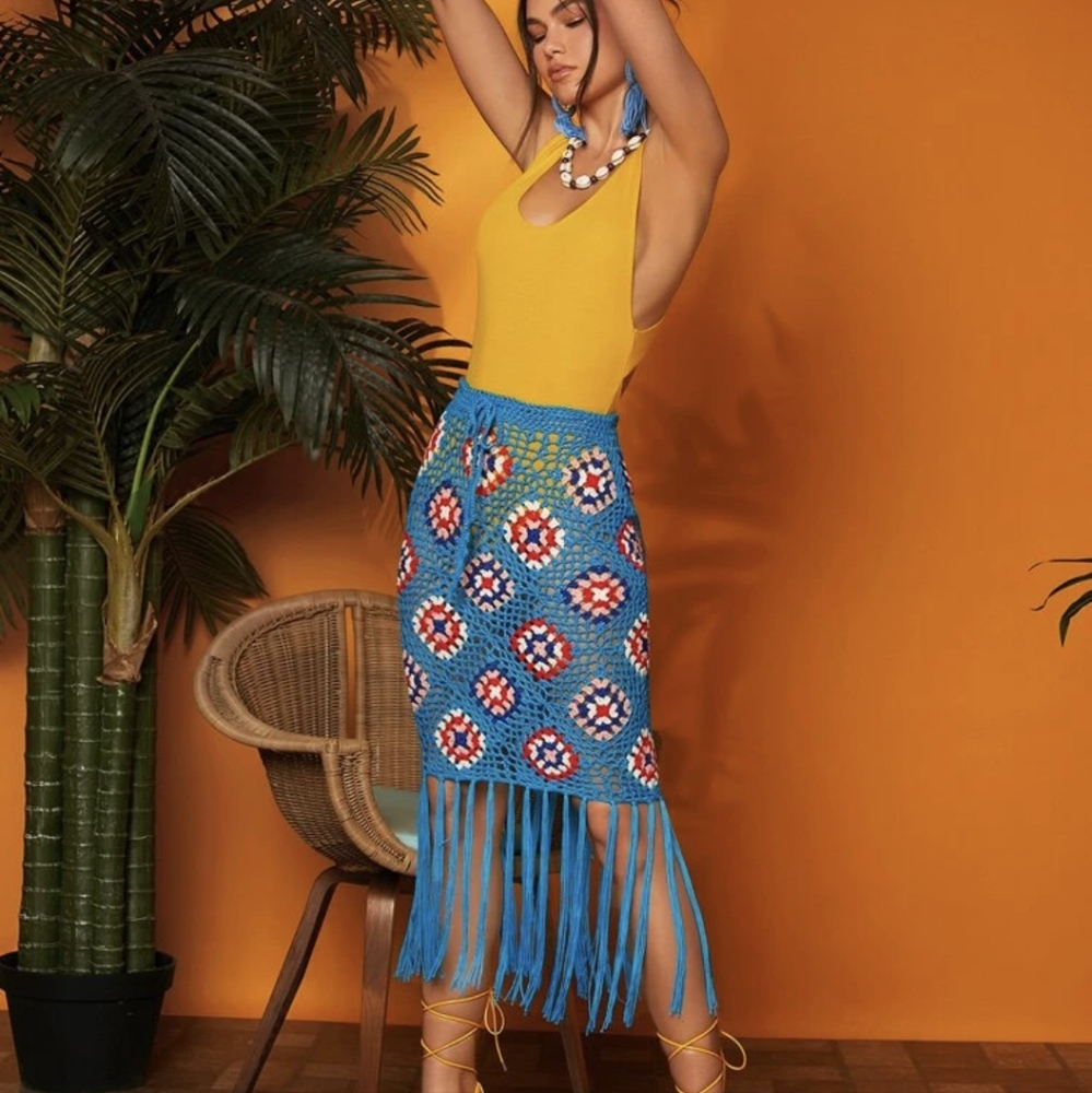 Geometric Pattern Tassel Trim Open Knit Skirt - image 2